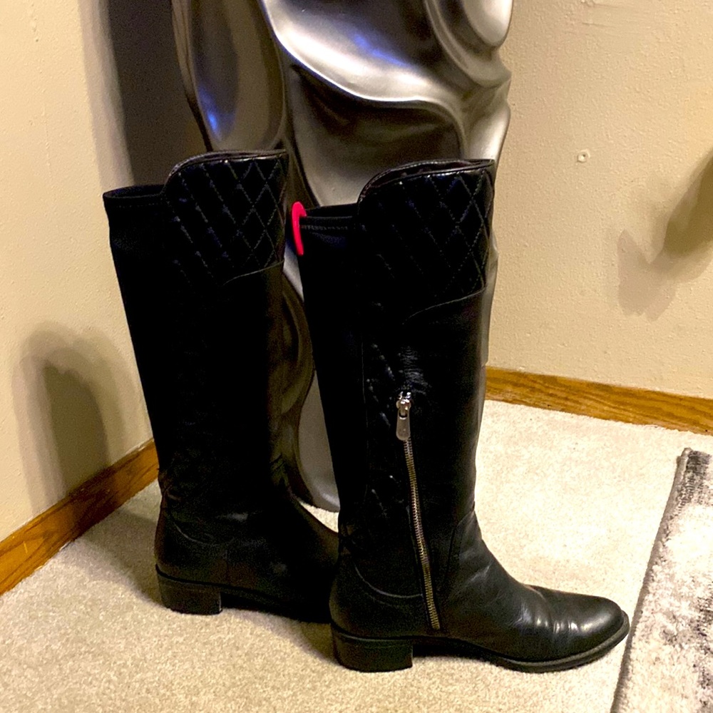 Black boots